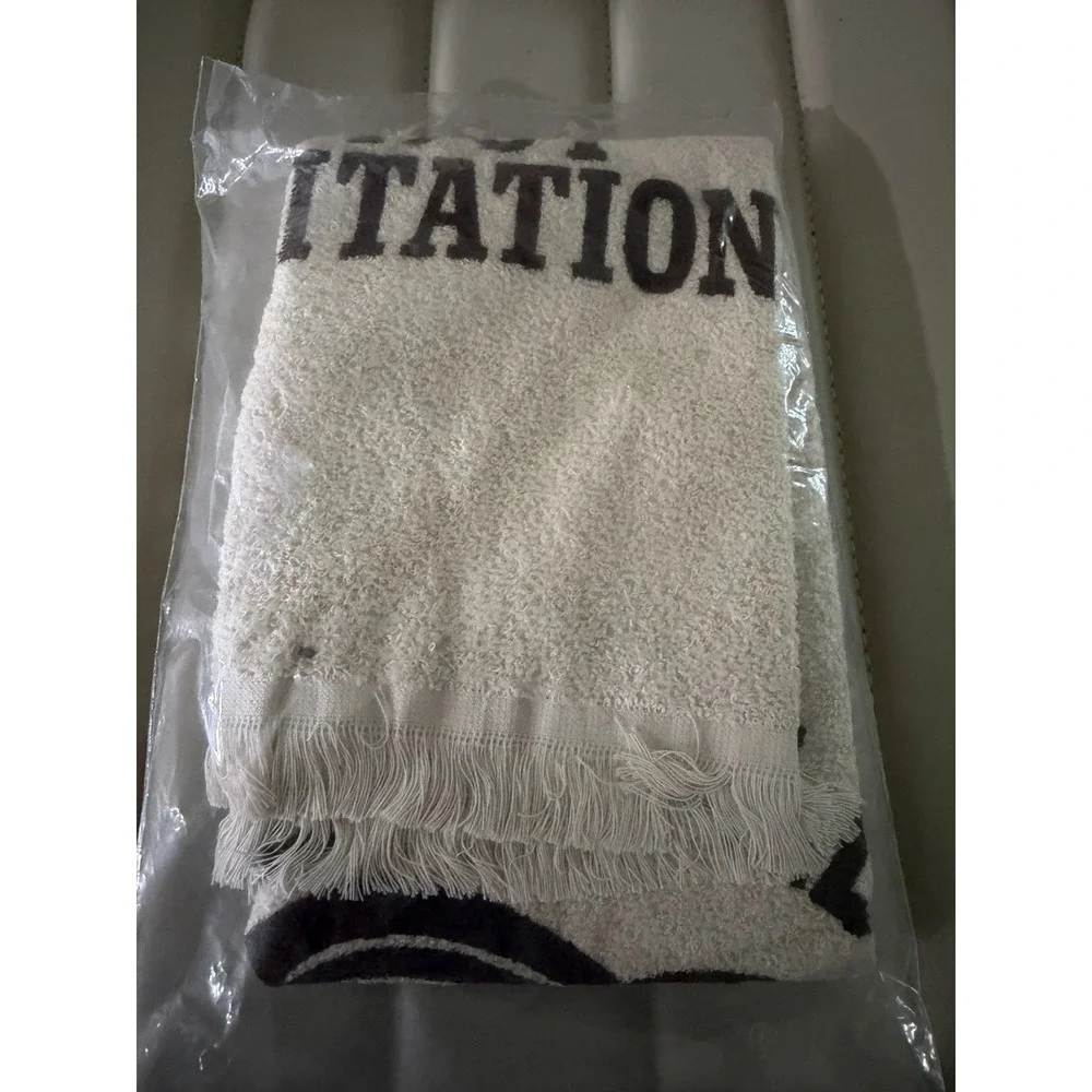 VTG 1984 Country Club Golf Towel New In Package Fast Shipping 16